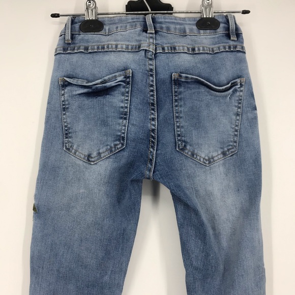 Revamped denim cropped jean embroidered roses 00 - Picture 8 of 12